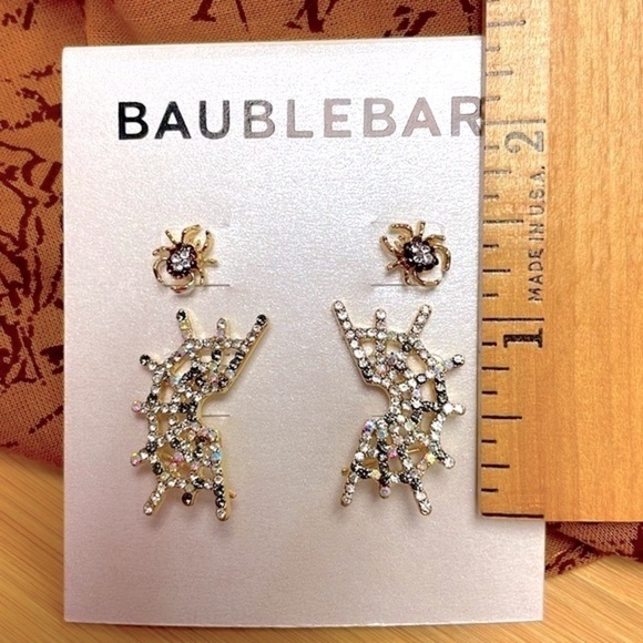 Brand New BaubleBar Set of 2 Pairs Halloween Post Earrings Spider Cobweb Sparkly - Picture 10 of 14